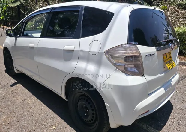 Honda Fit Hybrid 2012 - 1