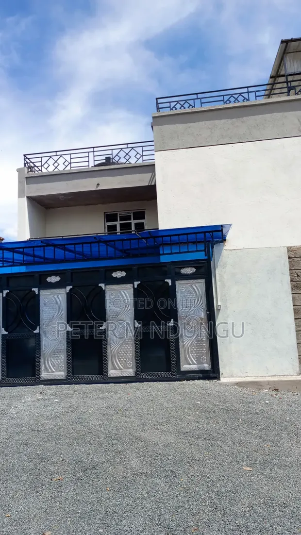 Nyumba ya Vyumba 3 vya Kulala Thome - 1