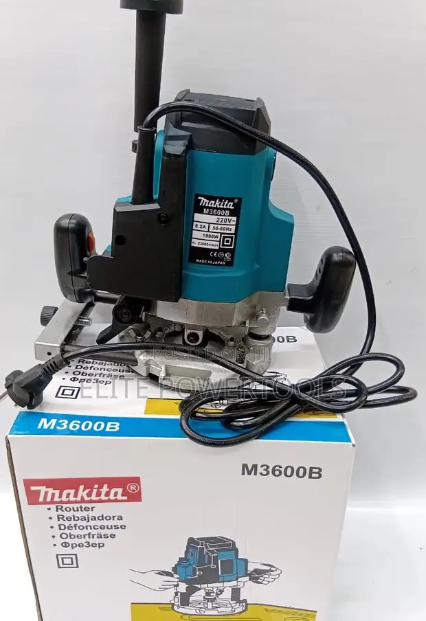 Makita M3600B 1800W Plunge Router - 1