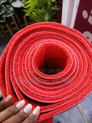 Non-Slip PVC Spaghetti Carpet for Homes