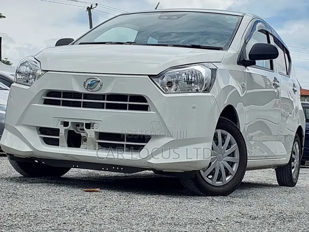 Daihatsu Mira 2019 Nyeupe - 1