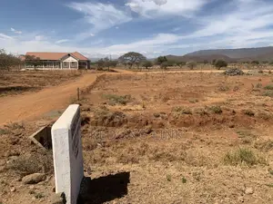 3 Acres Ewuaso Oo Nkidongi Area Land for Sale
