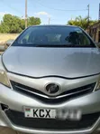 Toyota Vitz 2012 Silver - 1