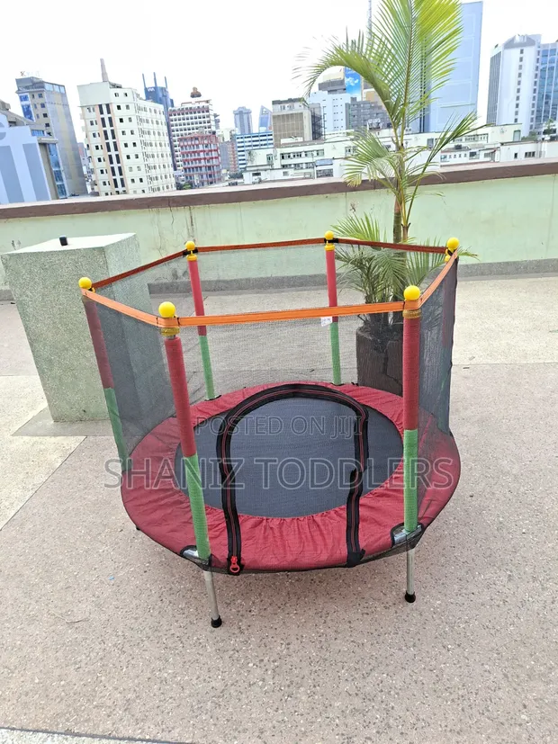 Tarakta ya Watoto ya 4ft yenye Mtandio wa Usalama - 1
