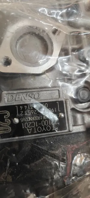 Toyota Land Cruiser 79 Series 1HZ Engine Genuine Injector Pump