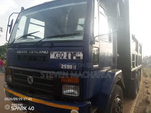 Ashok Leyland Skuma Deni Lori la Saruji
