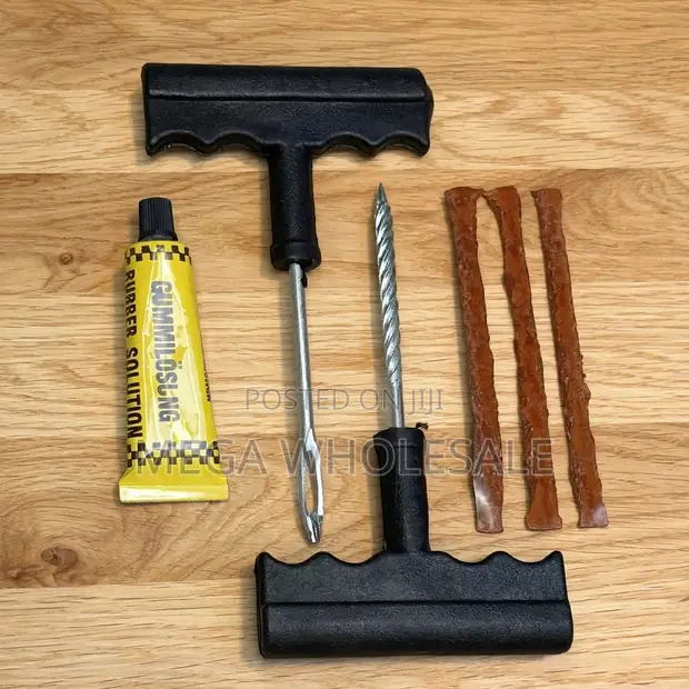 Tubeless Tyre Repair Kit - Brown Plugs & Rubber Cement - 1