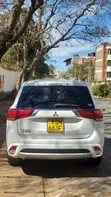 Mitsubishi Outlander 2018 Hybrid - 4