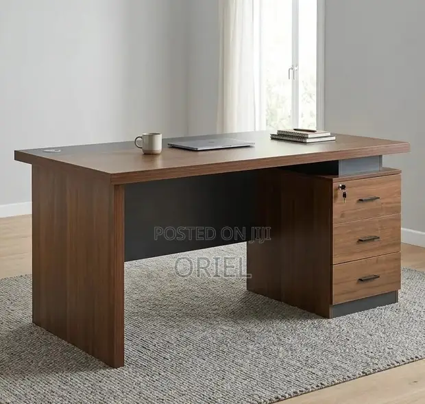 140cm Executive Staff Office Desk - Modern Professional Workstation - 1