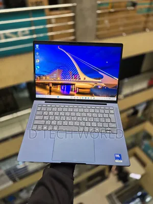 New HP EliteBook X Flip G1i Laptop: Core Ultra 7, 32GB RAM, 512GB SSD