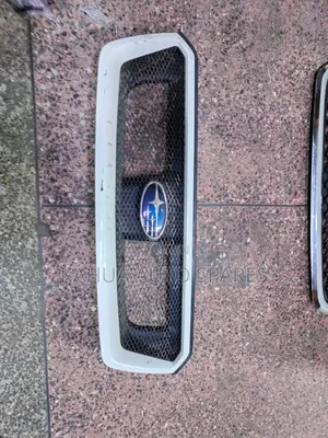 Grille ya Michezo ya Subaru Impreza N16 (2012-2017)