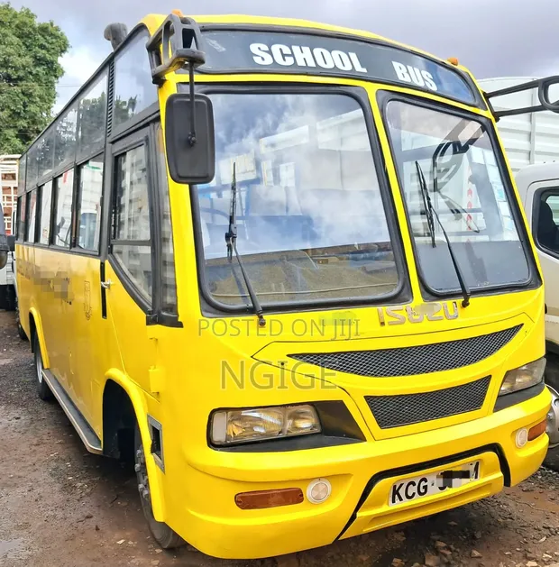 Isuzu NQR 2015 Basi - Njano - 1