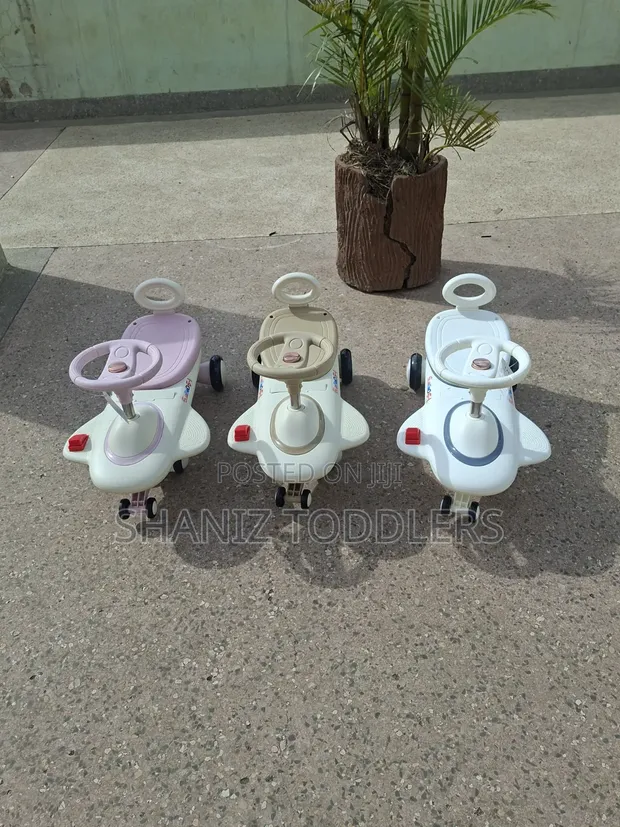 Rechargeable Electric Twist Car for Kids - 1