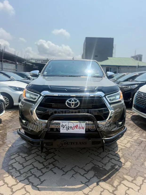 Toyota Hilux 2.8 Diesel 2020 Grey - 1