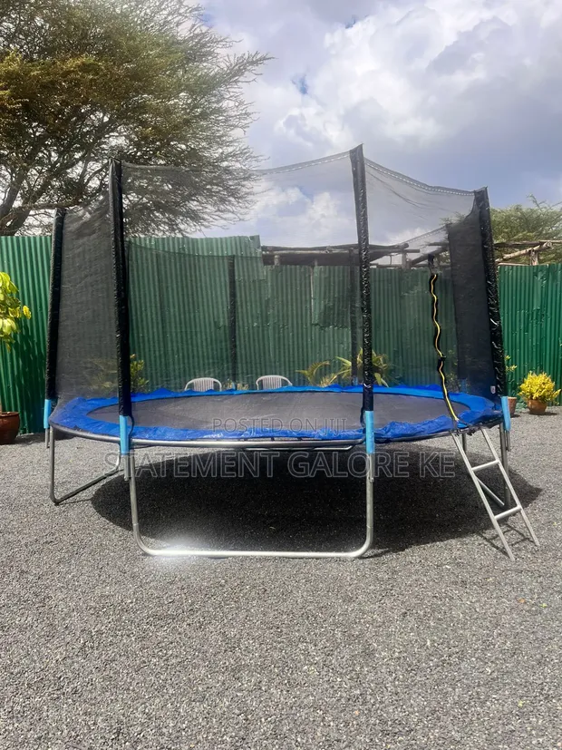 12 Ft Commercial Trampoline - Mpya Kabisa - 1