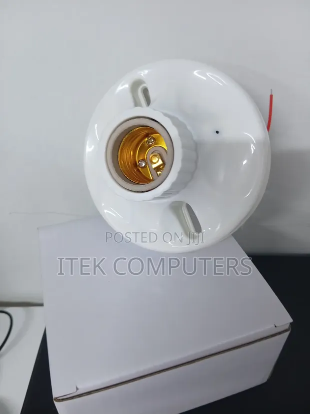 Kamera ya Siri ya CCTV ya Kitufe cha Balbu kwa Usalama wa Nyumbani - 1