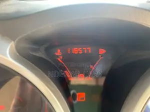 Nissan Juke SV 2013 Nyeusi