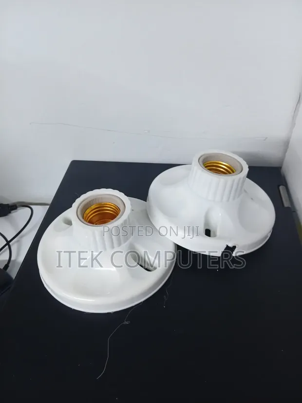 Compact Bulb Holder CCTV Camera for Home Monitoring - 1