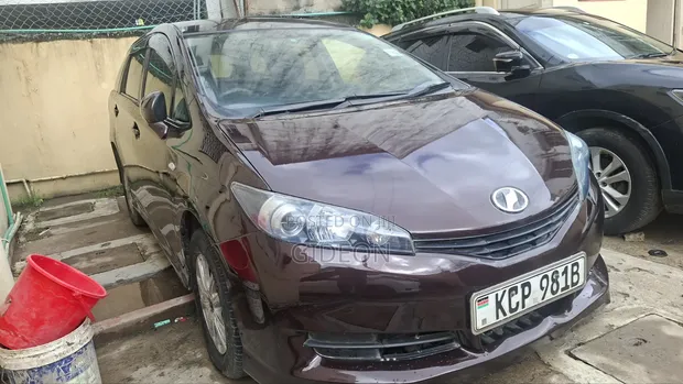 Toyota Wish 2012 Maroon - 1