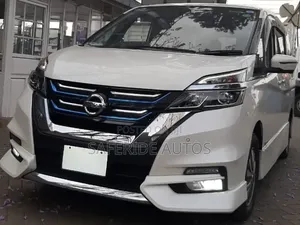 Nissan Serena e-Power 2019 White