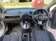 Mazda Demio 2012 Nyeupe - 4
