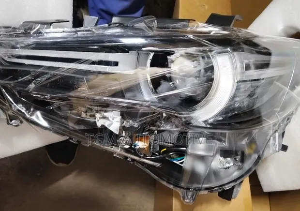 Headlights za Mazda CX-5 (2013 Kuendelea) - 1
