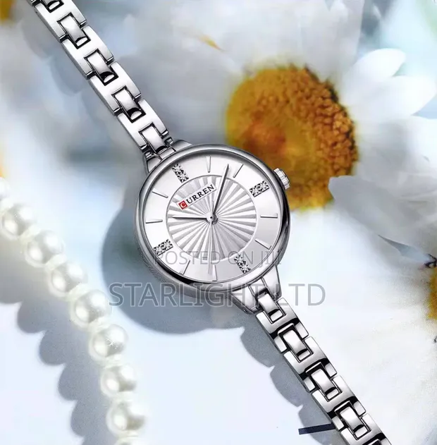 Curren Women's Stainless Steel Band Watch - 1