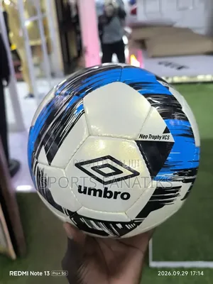 Mpira wa Kandanda wa Umbro Ukubwa wa 5