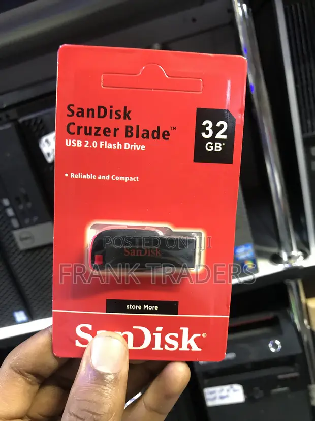 SanDisk Cruzer Blade USB 2.0 Flash Drive 32GB - 1