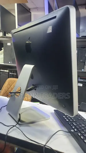 Apple iMac 20.1" Desktop Computer