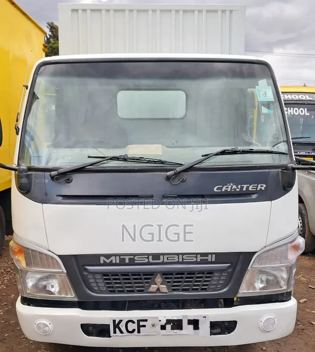 Mitsubishi Canter FE71 Rigid Truck - 1