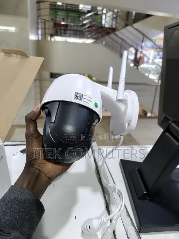 V380 Electric Powered Outdoor CCTV Camera - 1