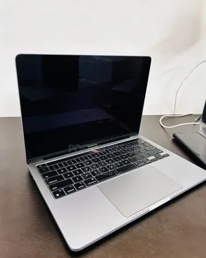 Apple MacBook Pro 2022 M2 8GB RAM 512GB SSD