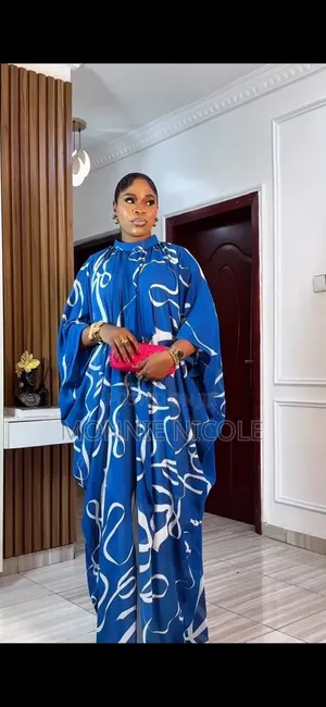 Stylish Turtleneck Abaya - New Collection