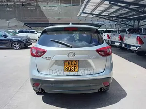 Mazda CX-5 2015 Nyeupe