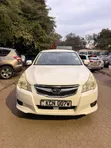 Subaru Legacy 2.5i Premium 2010 White - 1