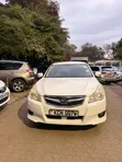 Subaru Legacy 2.5i Premium 2010 White - 3