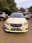 Subaru Legacy 2.5i Premium 2010 White - 5