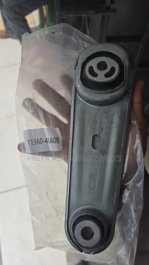 Gear Box Mounting Nissan X-Trail NT32