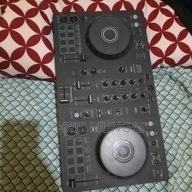 Pioneer DJ Controller - 1
