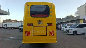 Isuzu Std 4240 2014 Bus - Yellow