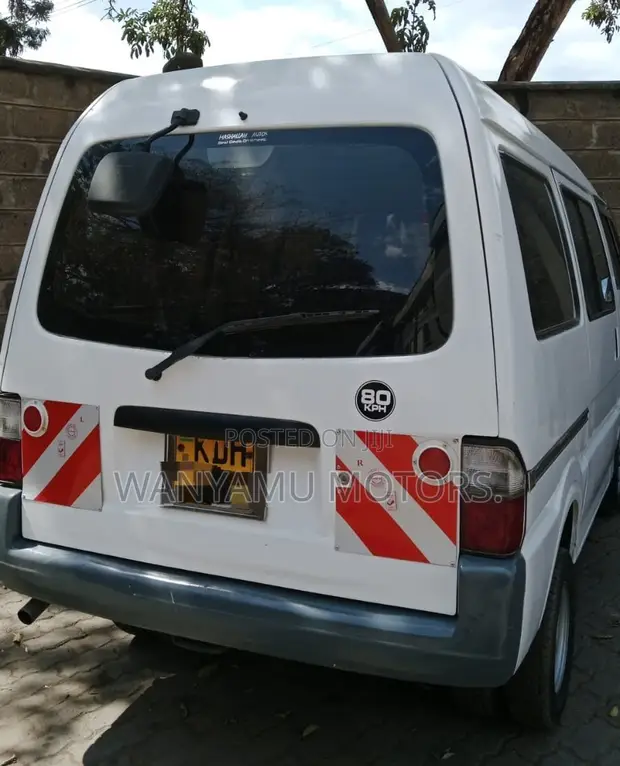 Mazda Bongo 2014 Nyeupe - 1