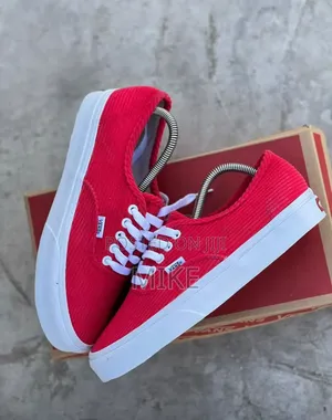 Vans Corduroy Sneakers - Saizi 37-45