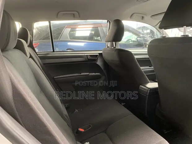 Toyota Corolla Fielder 1.5 Petrol FWD 2019 Silver - 1