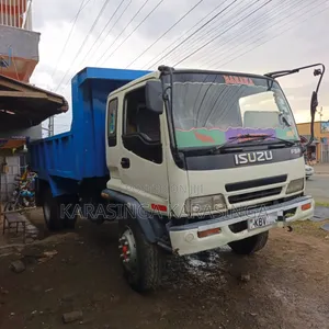 Isuzu FSR Tipper Truck