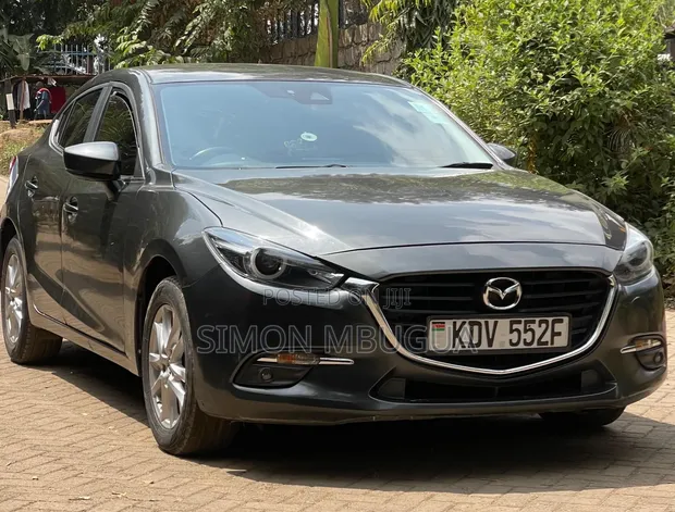 Mazda Axela 2018 Gray - 1