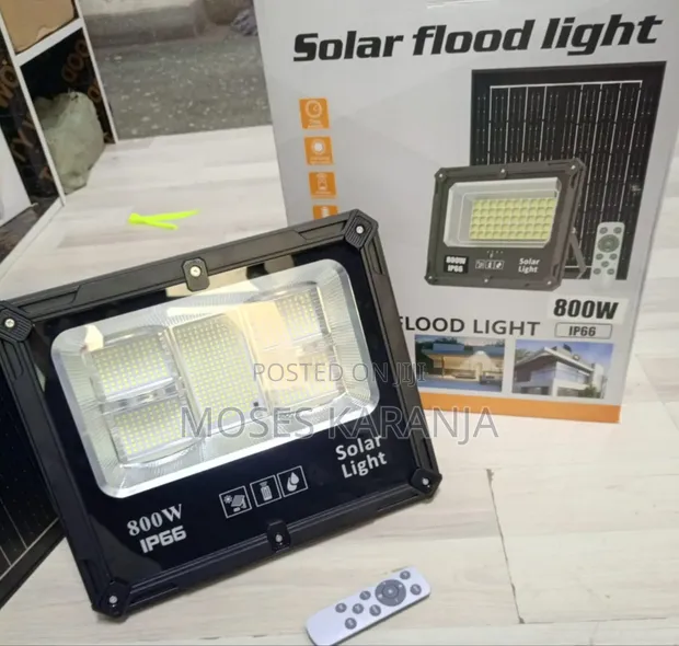 800W Solar Security Floodlight Outdoor LED Lamp - 1