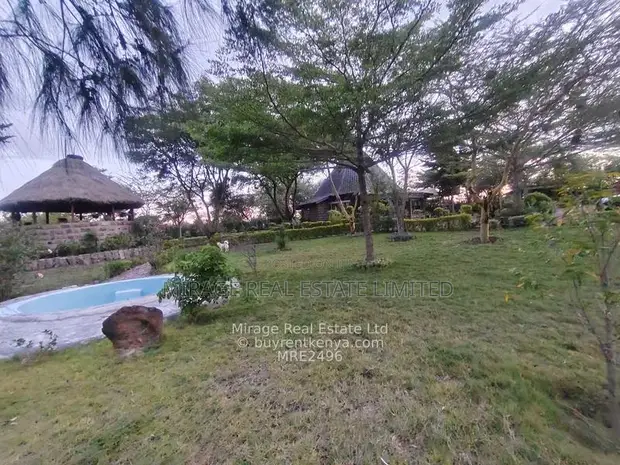 Vipande vya Eneo la Eka 2 kwa Uuzaji Karibu na Sintoiya Lodge - 1