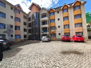 Ghorofa 4-Chumba Kitalu Kileleshwa - KES 120,000/Mwezi
