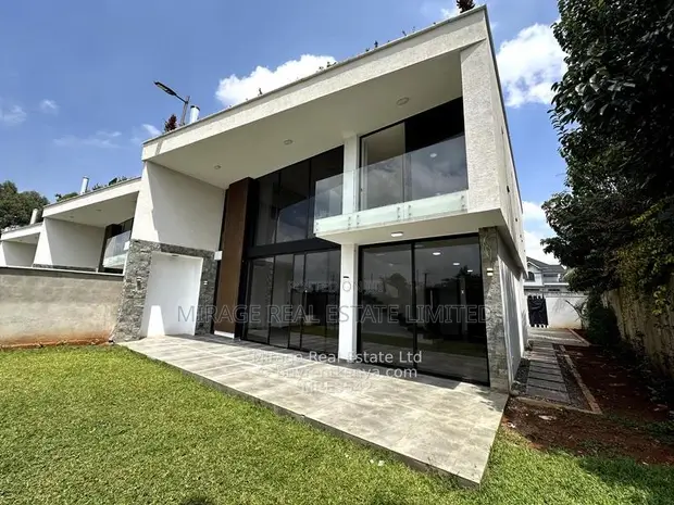 Nyumba ya Kisasa ya Vyumba 4 na DSQ Inauzwa Runda - 1